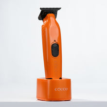 Load image into Gallery viewer, https://cdn.shopify.com/s/files/1/0937/0153/8155/files/WEBSITE_BARBER_TOOLS-08602.jpg?v=1772484068