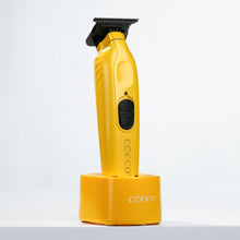 Load image into Gallery viewer, https://cdn.shopify.com/s/files/1/0937/0153/8155/files/WEBSITE_BARBER_TOOLS-08611.jpg?v=1772485353
